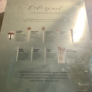 New in box Makeup brushes with holder